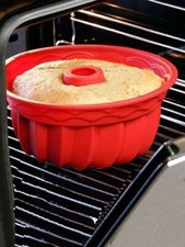 Fluted Bundt Cake Tin 22cm Non
