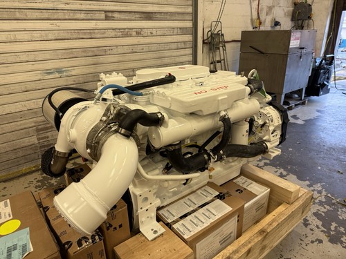 Cummins 425hp marine - cummins,