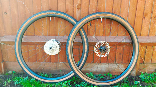 Giant 700c tubeless - giant,