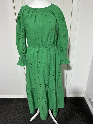 Holly willoughby emerald - m&s,