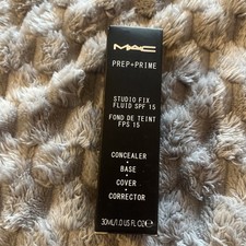 Mac Studio Fix Fluid SPF15