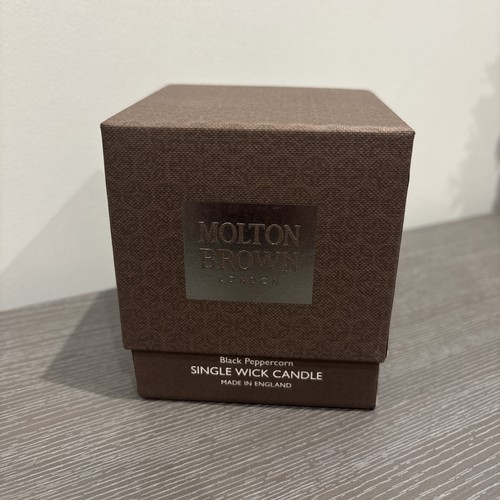 Molton brown spicy scent - molton, black