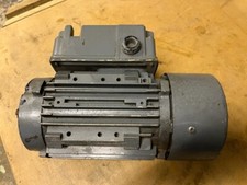  240 v 1ph 1hp Flange Mounted Motor - Quality British Made