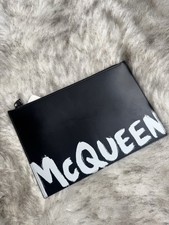 Alexander McQueen Graffiti