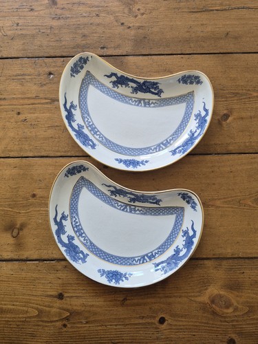 Pair antique vintage booths - vintage,