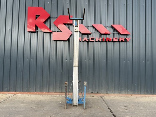 Genie material lift - lift, sla-10