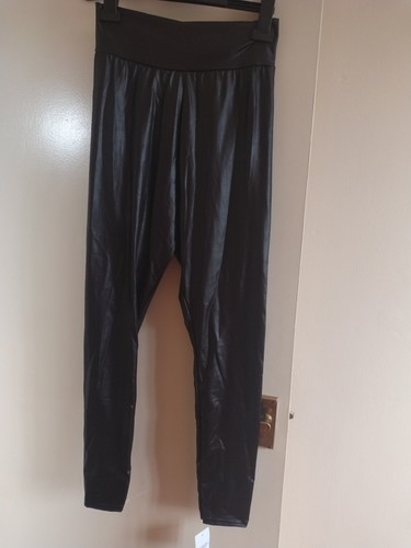 Bnwt boohoo black faux - boohoo,
