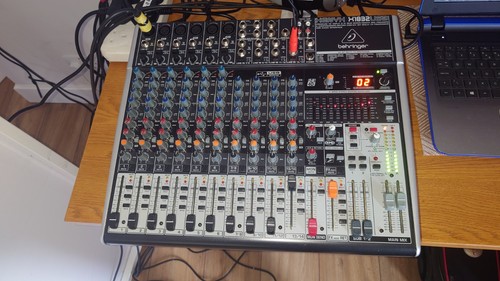 Behringer xenyx x1832usb - xenyx,