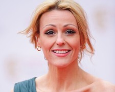SURANNE JONES 8x10 PHOTO *