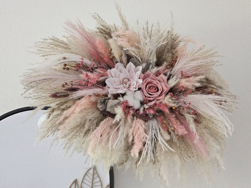 Dried flower cloud