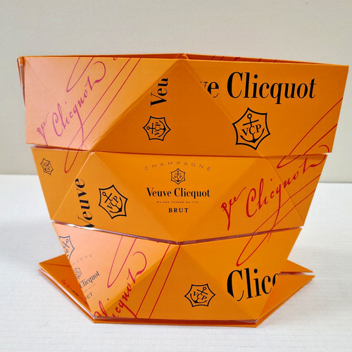 Veuve clicquot clicq - veuve, clicq’up