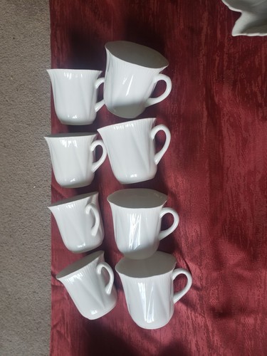 Shelley bone china potteries - bone,