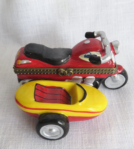 Motorcycle and sidecar trinket - sidecar,