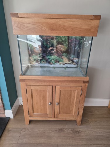 Aqua oak aquarium and cabinet - oak,