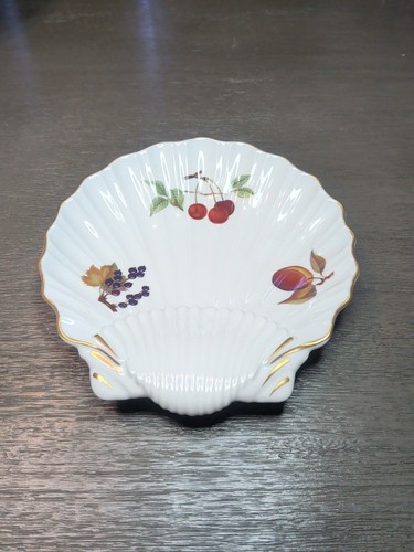 Royal worcester evesham gold - worcester,