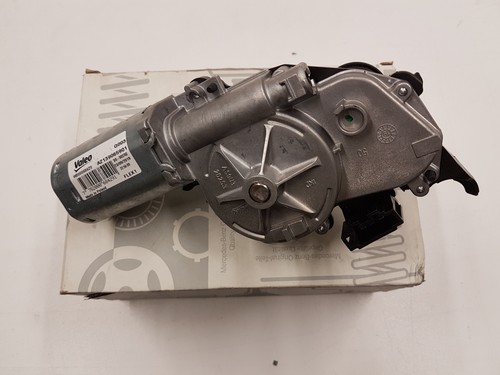 Windscreen wiper motor - windscreen,
