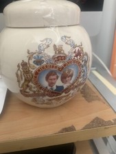 Sadler England Prince Charles Lady Diana Commemorative Wedding Vase / Jar