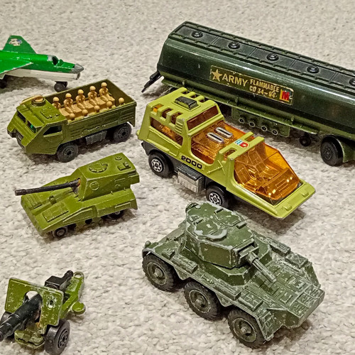Military army diecast - military,