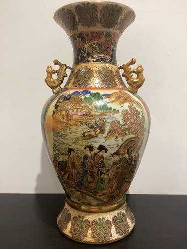 Unmarked multicolour ceramic - multicolour,