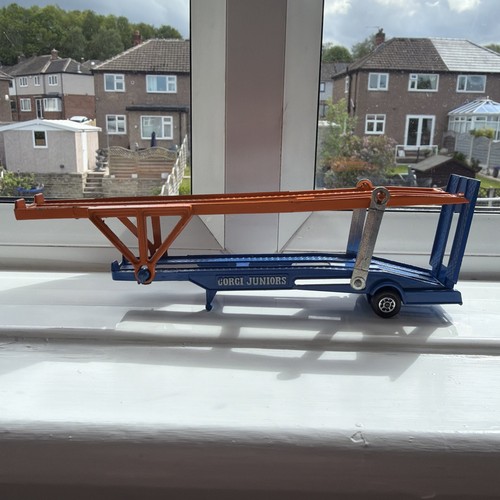 Corgi junior hoyner car - hoyner,