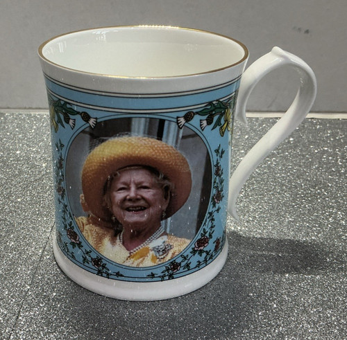 Aynsley royal memorabilia mug - memorabilia,