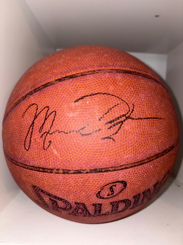 Michael jordan signed spalding - jordan,