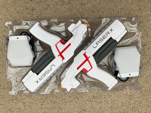 Laser game 2 player - x,