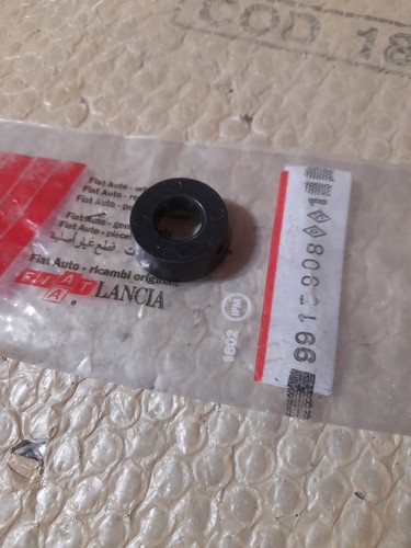 Oil centrifuge bushing - centrifuge,