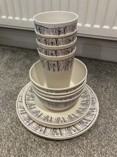 16 Piece Hi Gear Bamboo Table wear Set