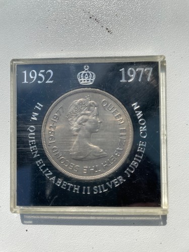 Rare queen elizabeth ii - h,