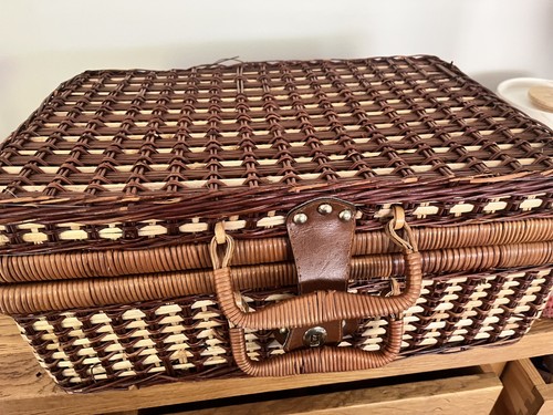 Vintage retro wicker picnic - vintage,