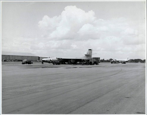 Vickers valiant engine test - valiant,