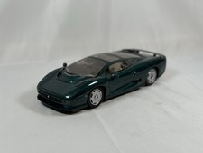 Maisto 1/18 Scale Die Cast Model Jaguar XJ220 -  Green