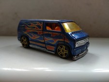 HOT WHEELS CUSTOM '77 DODGE VAN 2007 #352