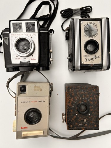 Vintage kodak brownie camera - kodak,