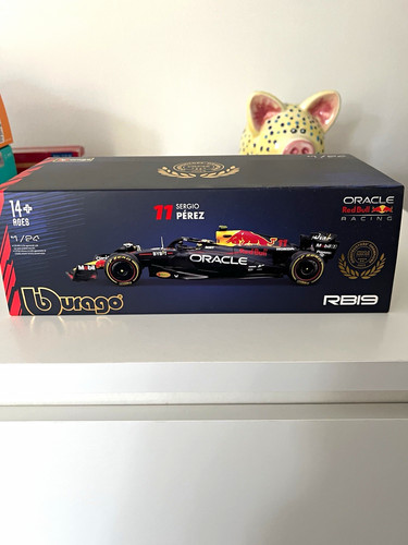 Bburago oracle red bull - 1:24,