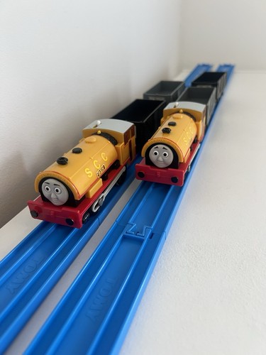 Tomy trackmaster bill and - bill,