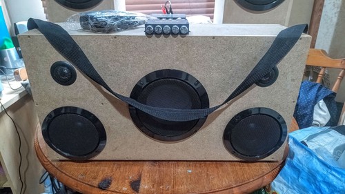 Portable bluetooth speaker - speaker, 6"