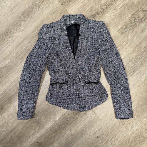 Women black and white - women’s,