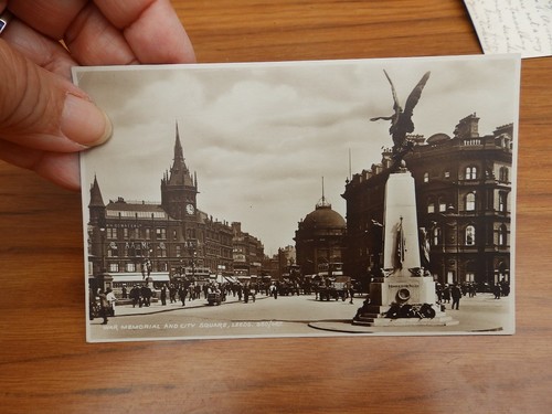 Postcard war memorial city - postcard,