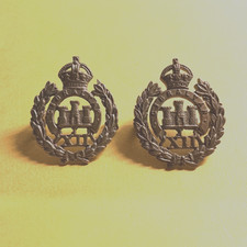Original The Suffolk Regiment Officers Mess / Tropical Dress Collar Badges