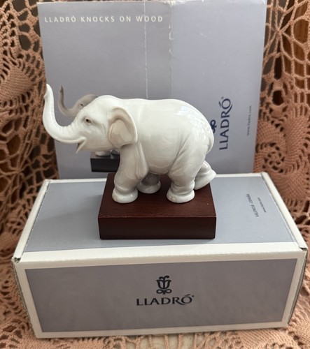 Lladro 8036 luck elephant - lladro,