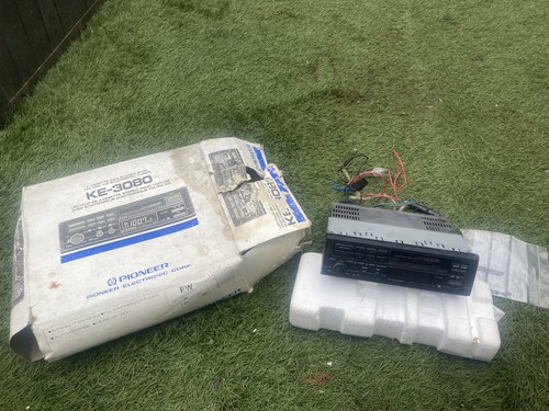 Pioneer 3080 car radio - car,