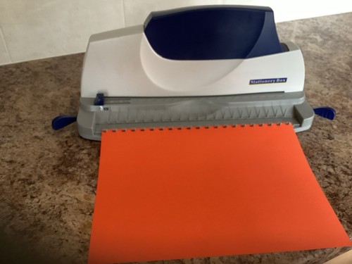 Stationery box paper hole - stationery,