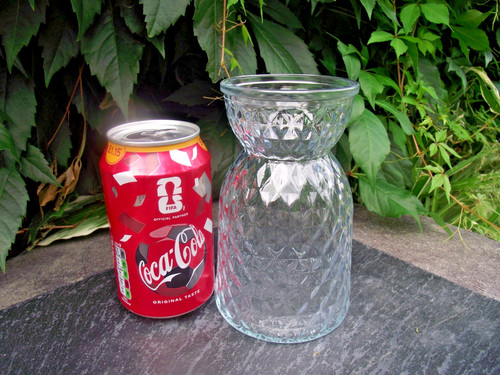 Clear diamond textured glass - diamond,