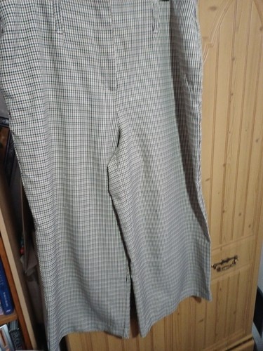 Ladies size trousers leg - 14,