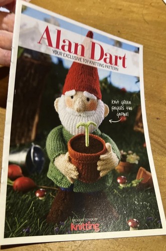 Alan dart knitting pattern - dart,