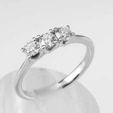 Ring Trilogy Diamond 0.65ct F