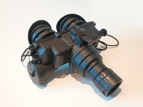 Night vision goggles