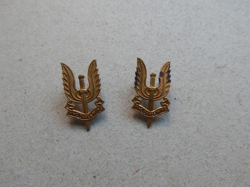Sas collar badges su - badges, b